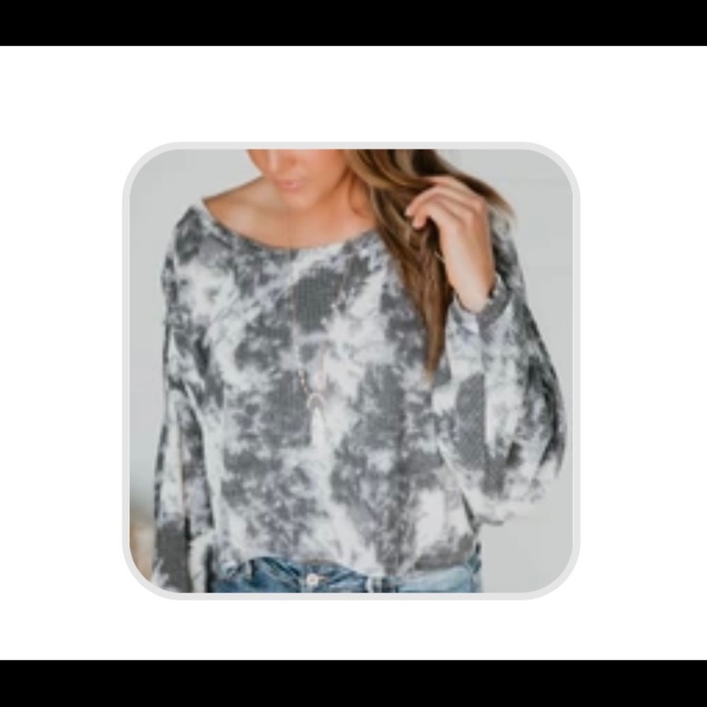 LAURIEBELLES - Marbles (Slightly) Cropped Tee